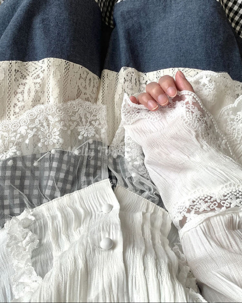 【レースの透け感】花影に揺れるレースブラウス