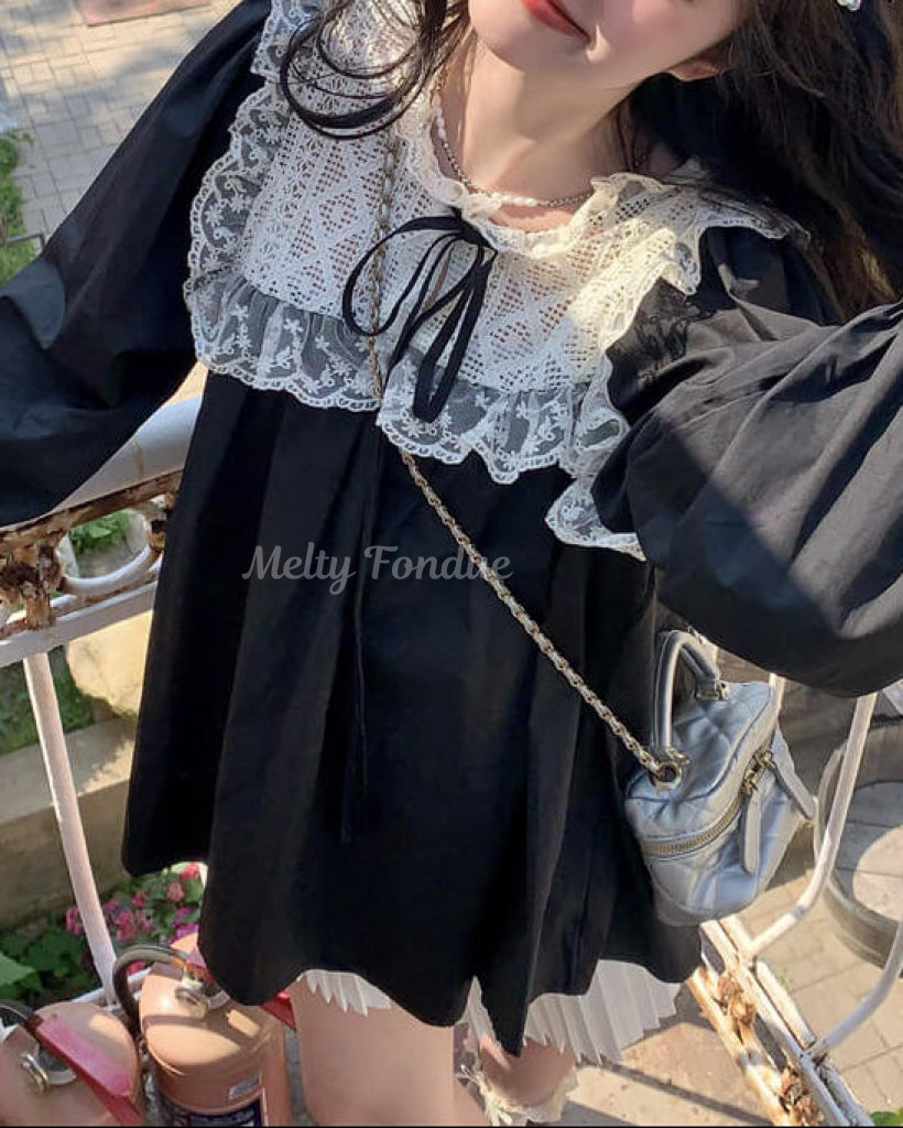 秘密の庭で微笑むお姫様のトップス