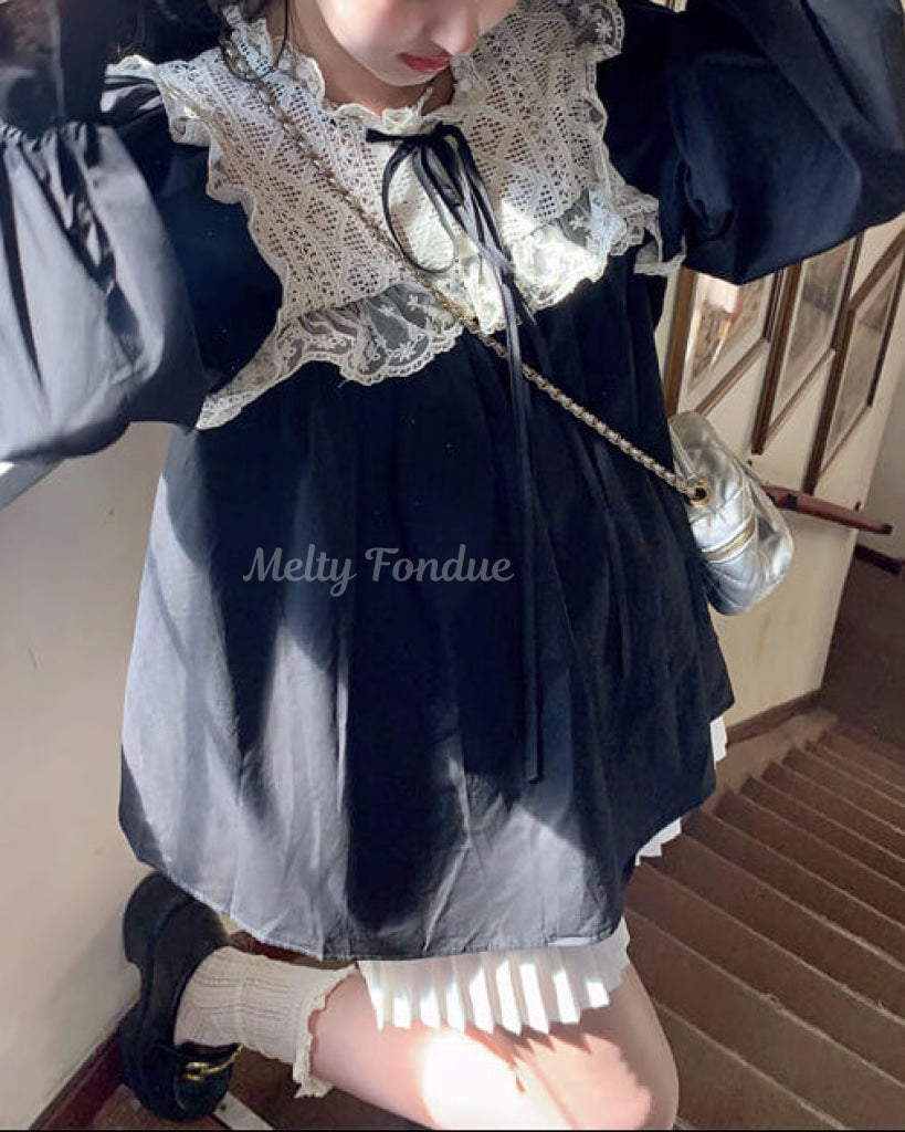 秘密の庭で微笑むお姫様のトップス