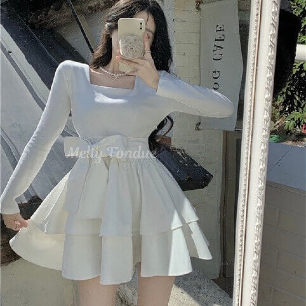 夢に見た晩餐会ワンピース（全２色）