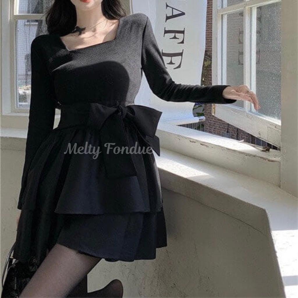 夢に見た晩餐会ワンピース（全２色）