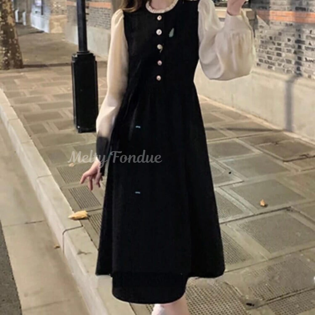 休日を彩るワンピース