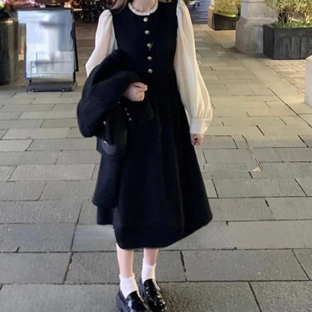 休日を彩るワンピース