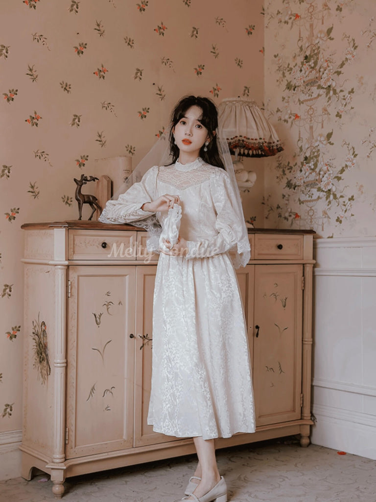 公式】《上品な魅力を引き立てる》白百合のプリンセスワンピース