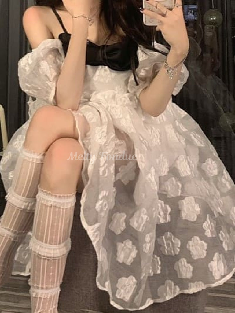 舞い降りるお花の妖精ワンピース