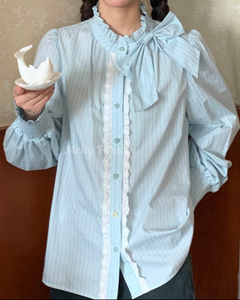 午後のティータイムに咲くお花ブラウス