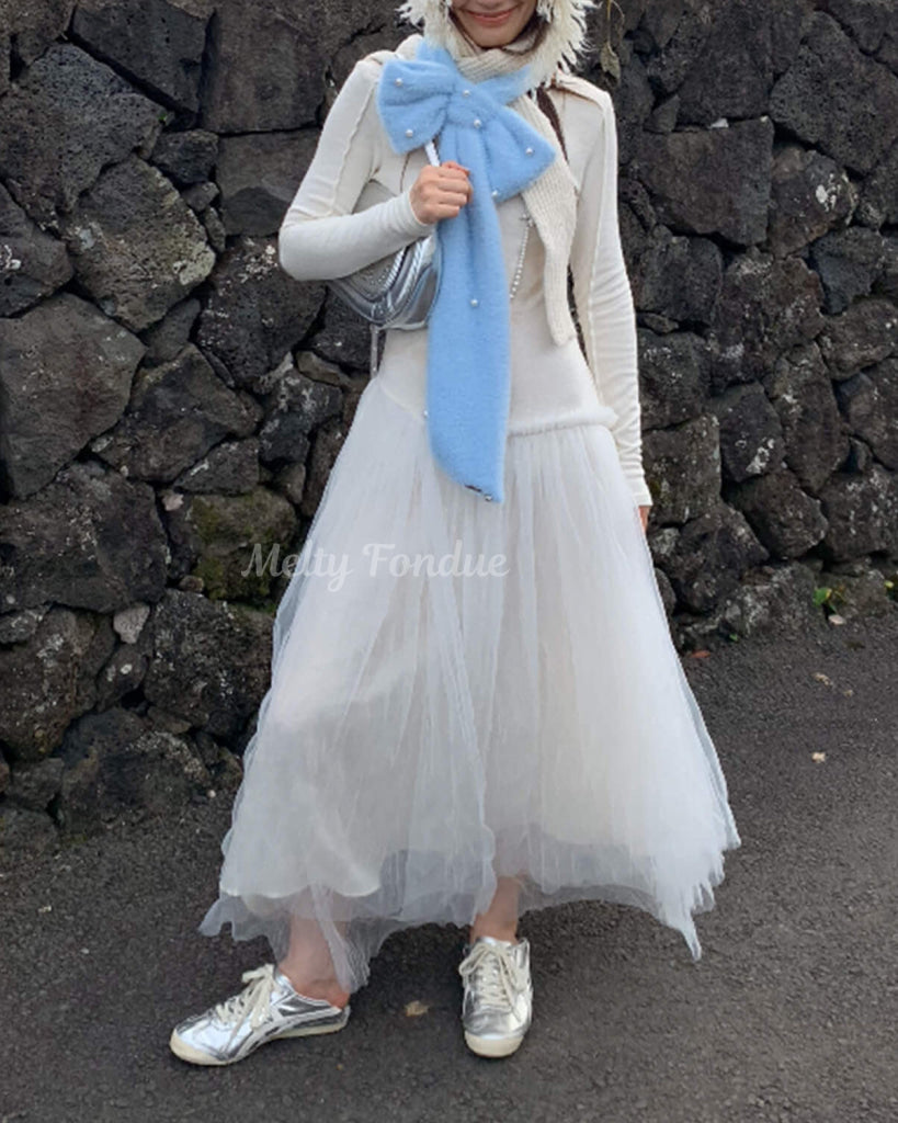 《主役級ふわふわリボン》ときめきを包むリボンマフラー（全3色）