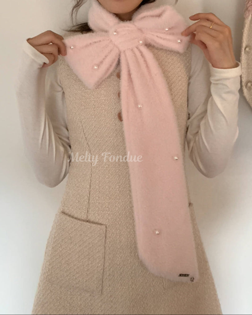 《主役級ふわふわリボン》ときめきを包むリボンマフラー（全3色）