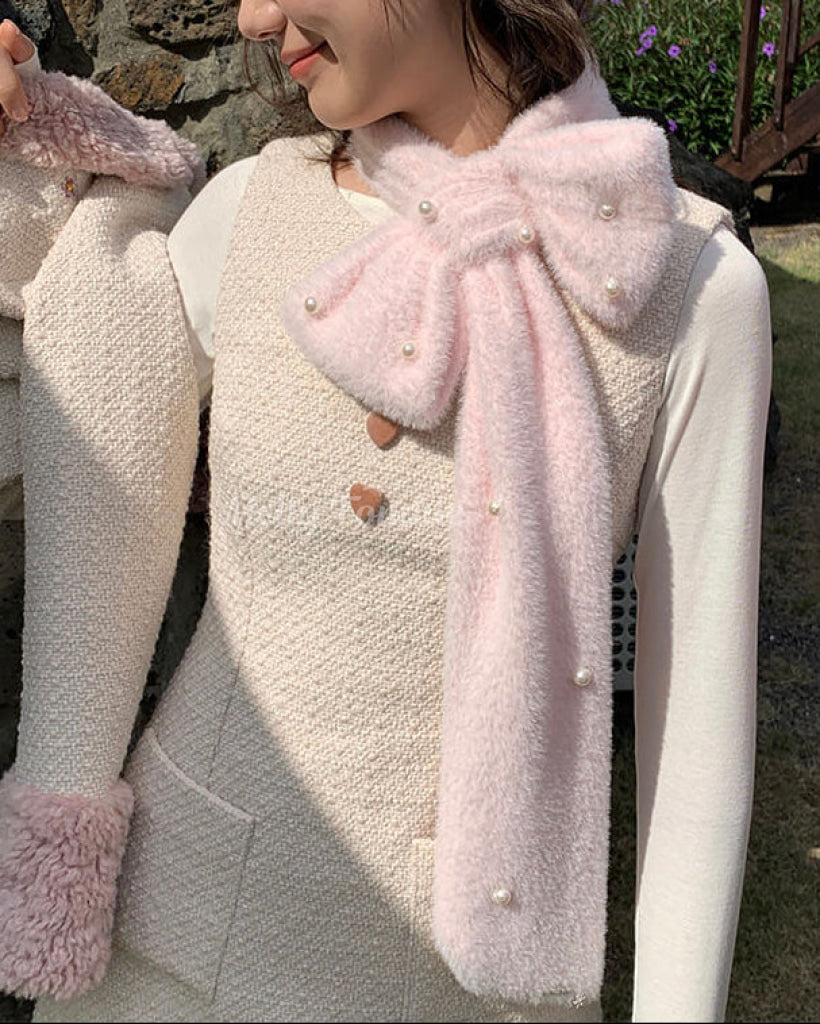 《主役級ふわふわリボン》ときめきを包むリボンマフラー（全3色）