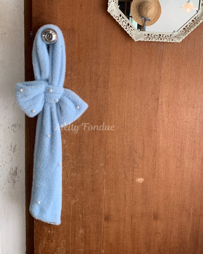 《主役級ふわふわリボン》ときめきを包むリボンマフラー（全3色）